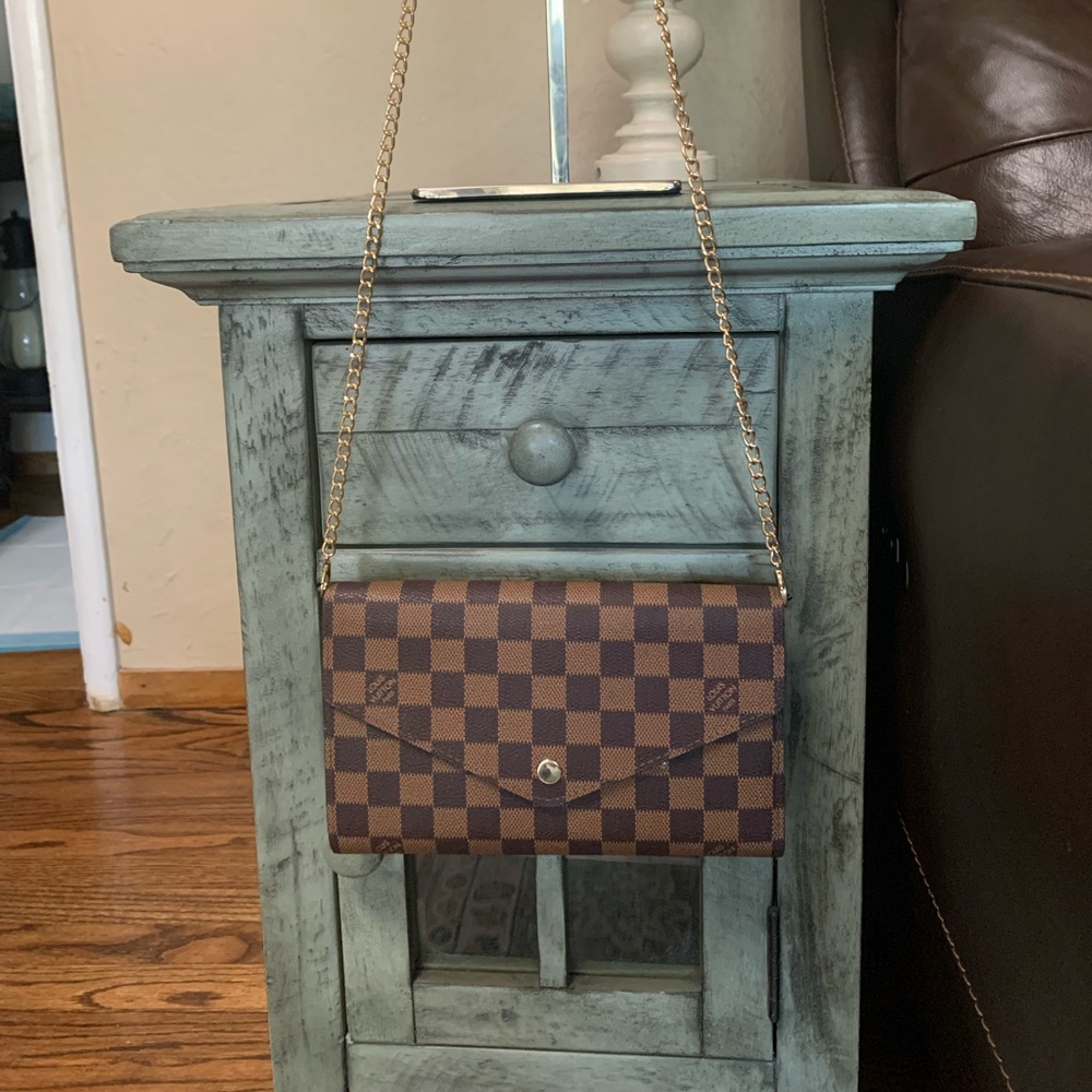 Checkered Brown Crossbody Bag with Gold Chain